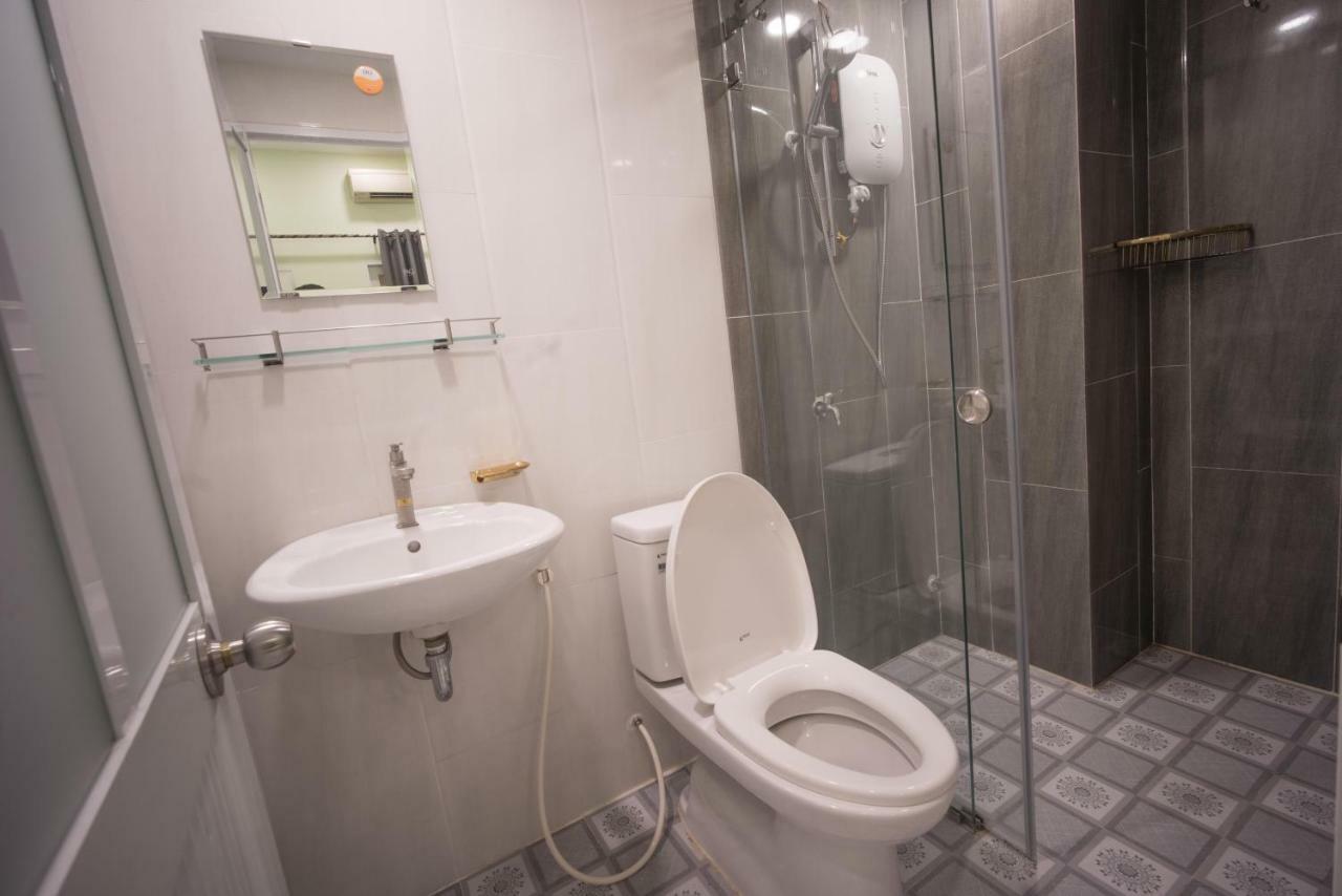 Language Exchange Hostel 2 Ho Chi Minh City Exterior photo
