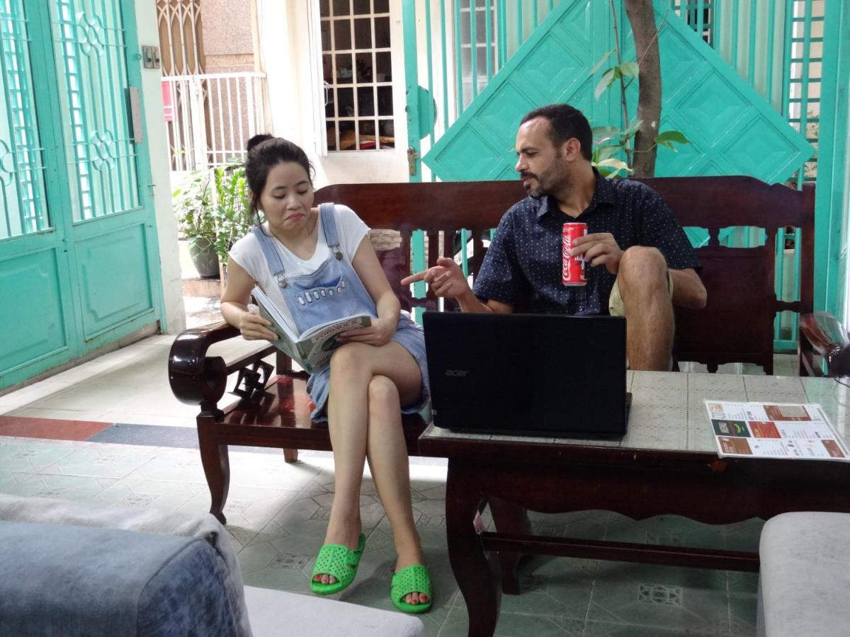 Language Exchange Hostel 2 Ho Chi Minh City Exterior photo