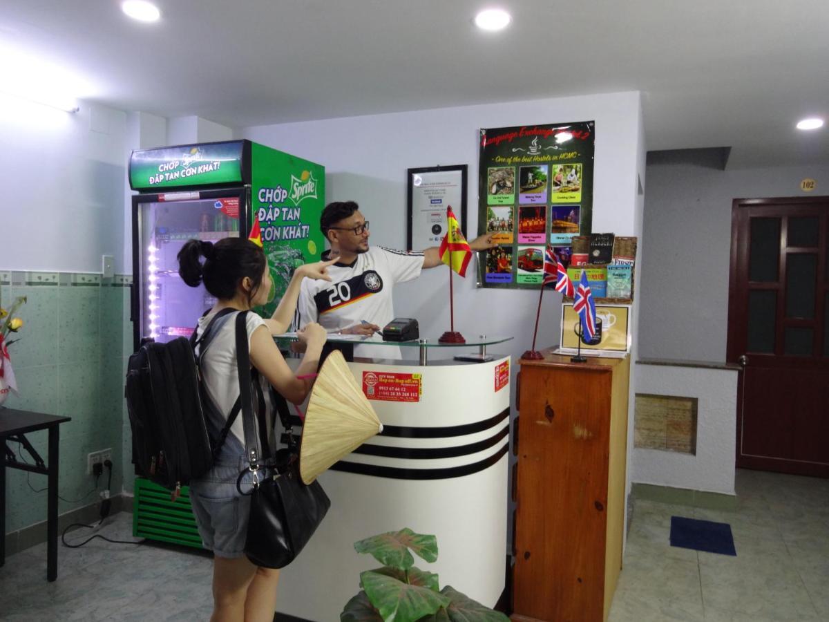 Language Exchange Hostel 2 Ho Chi Minh City Exterior photo